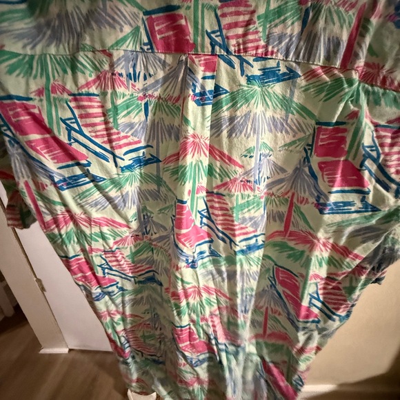 Vineyard Vines Pink and Green Tropical Shirt - Picture 4 of 5